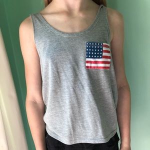 cute cropped tank top!